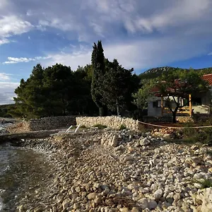 https://pedisic-banj.hotelinzadar.com