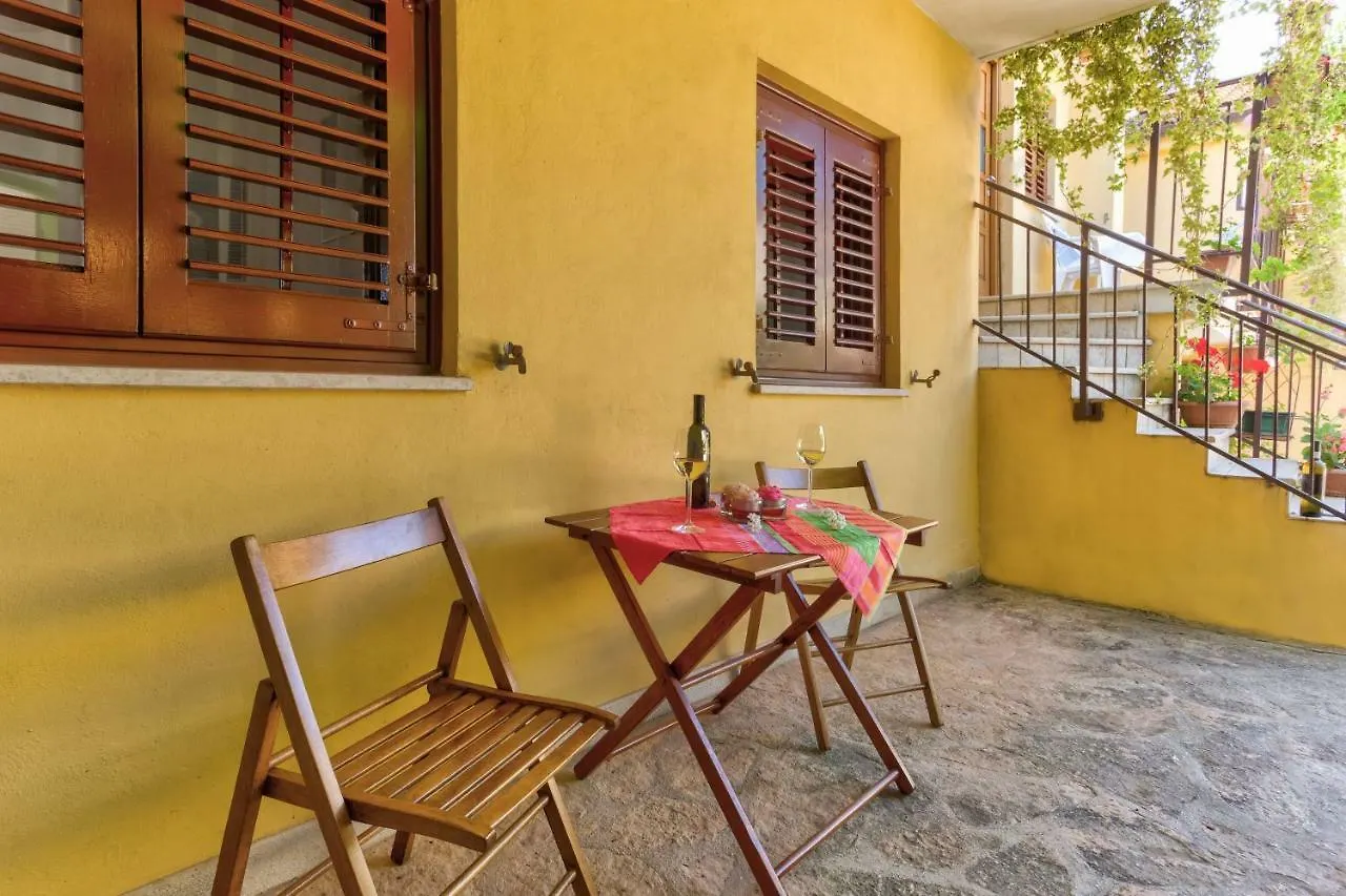 Apartments Redenta Tar-Vabriga