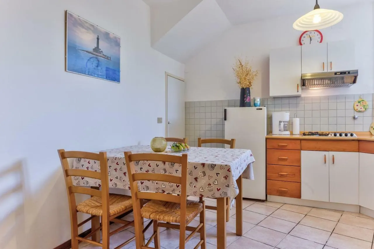 Apartments Redenta Tar-Vabriga